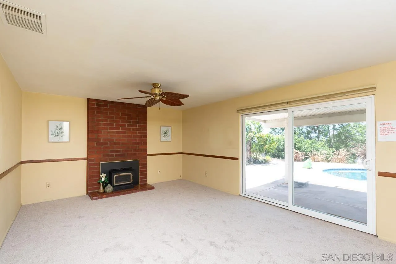 1244 Camillo Way El Cajon, CA 92021 - Photo 3 of 26