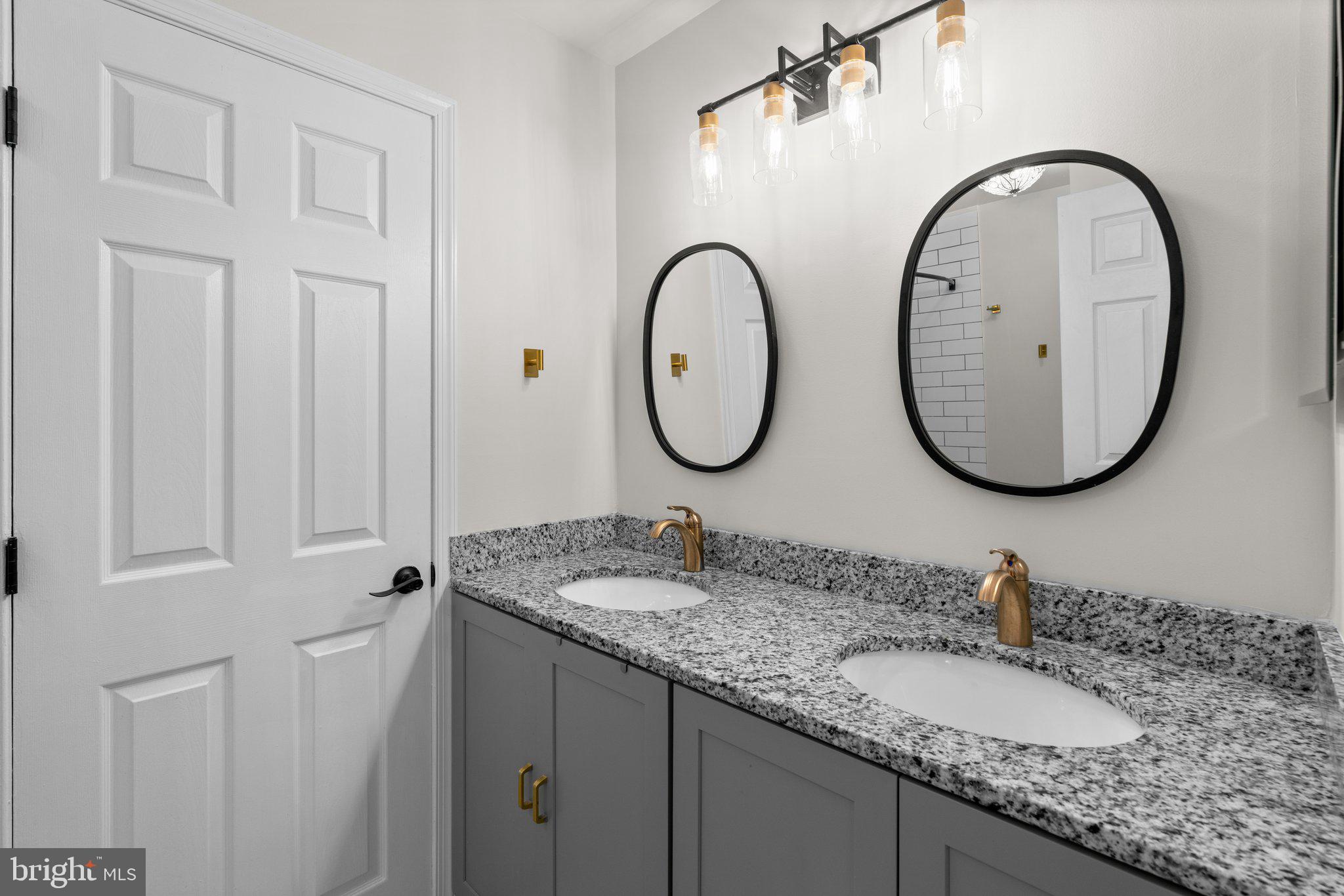 4406 Silver Teal Road Baltimore, MD 21236 - Photo 13 of 30 Double Sink at Primary Bathoom
