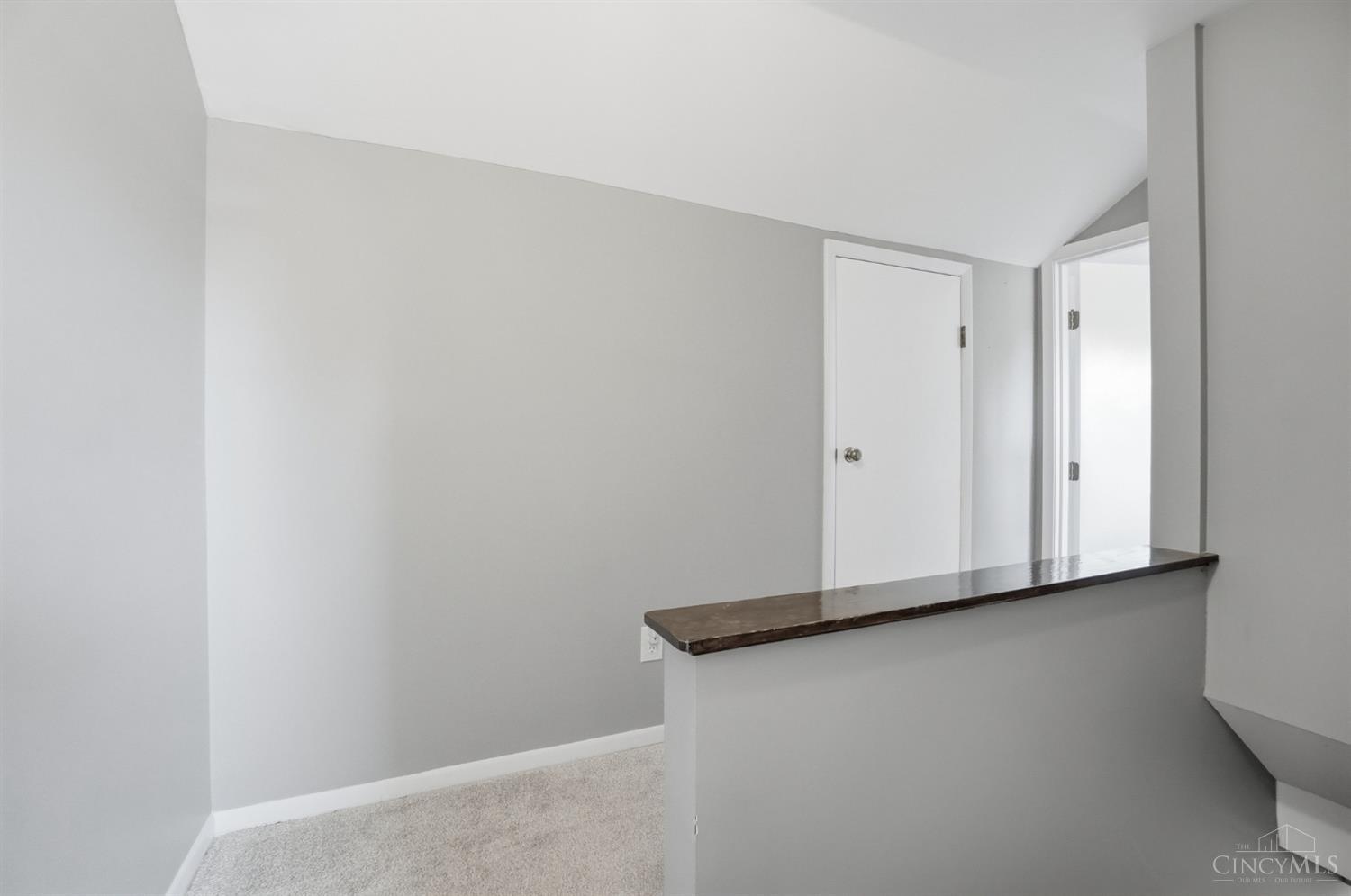 8375 Roland Avenue Cincinnati, OH 45216 - Photo 32 of 60 Gallery Image 32