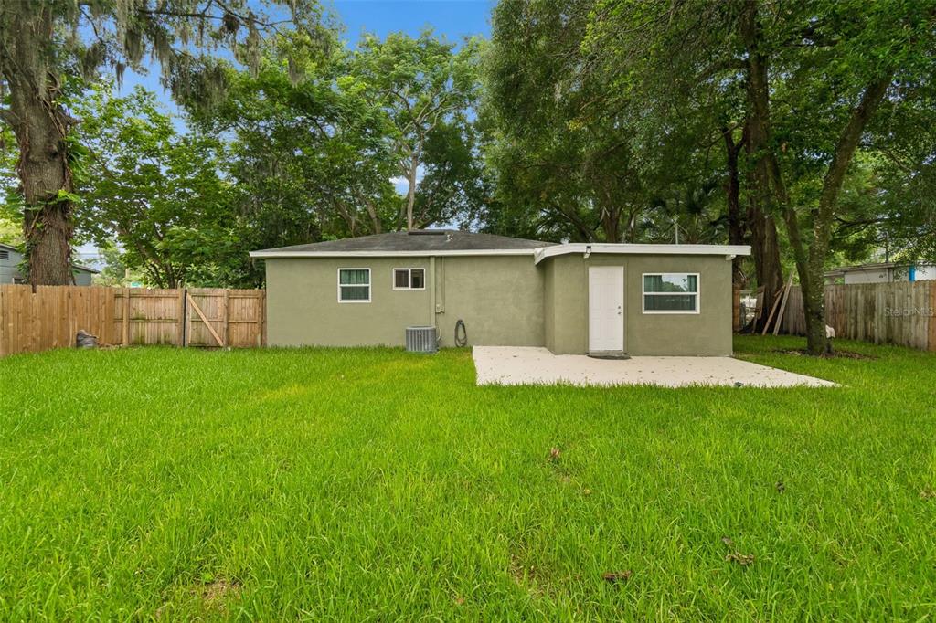 804 Valencia Road Plant City, FL 33563 - Photo 12 of 49 Gallery Image 12