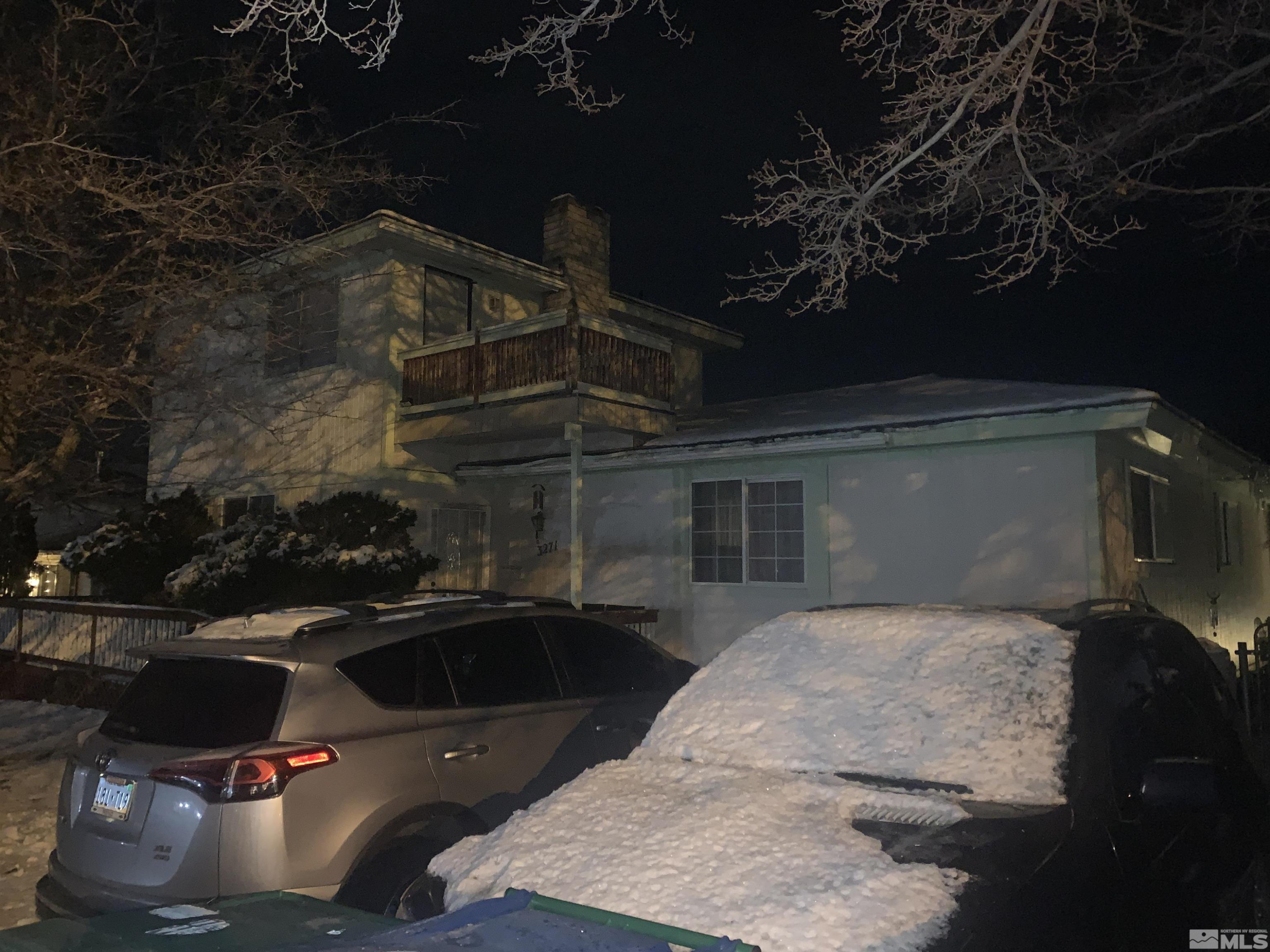 3271 Heights Reno Nv 89503 Reno, NV 89503 - Photo 1 of 2 a view of parking area