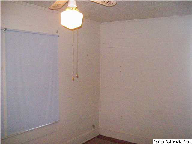 1020 Pipe Street Anniston, AL 36201 - Photo 10 of 13