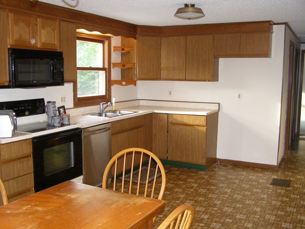 43 Underwood Road Hubbardston, MA 01452 - Photo 4 of 23 Gallery Image 4
