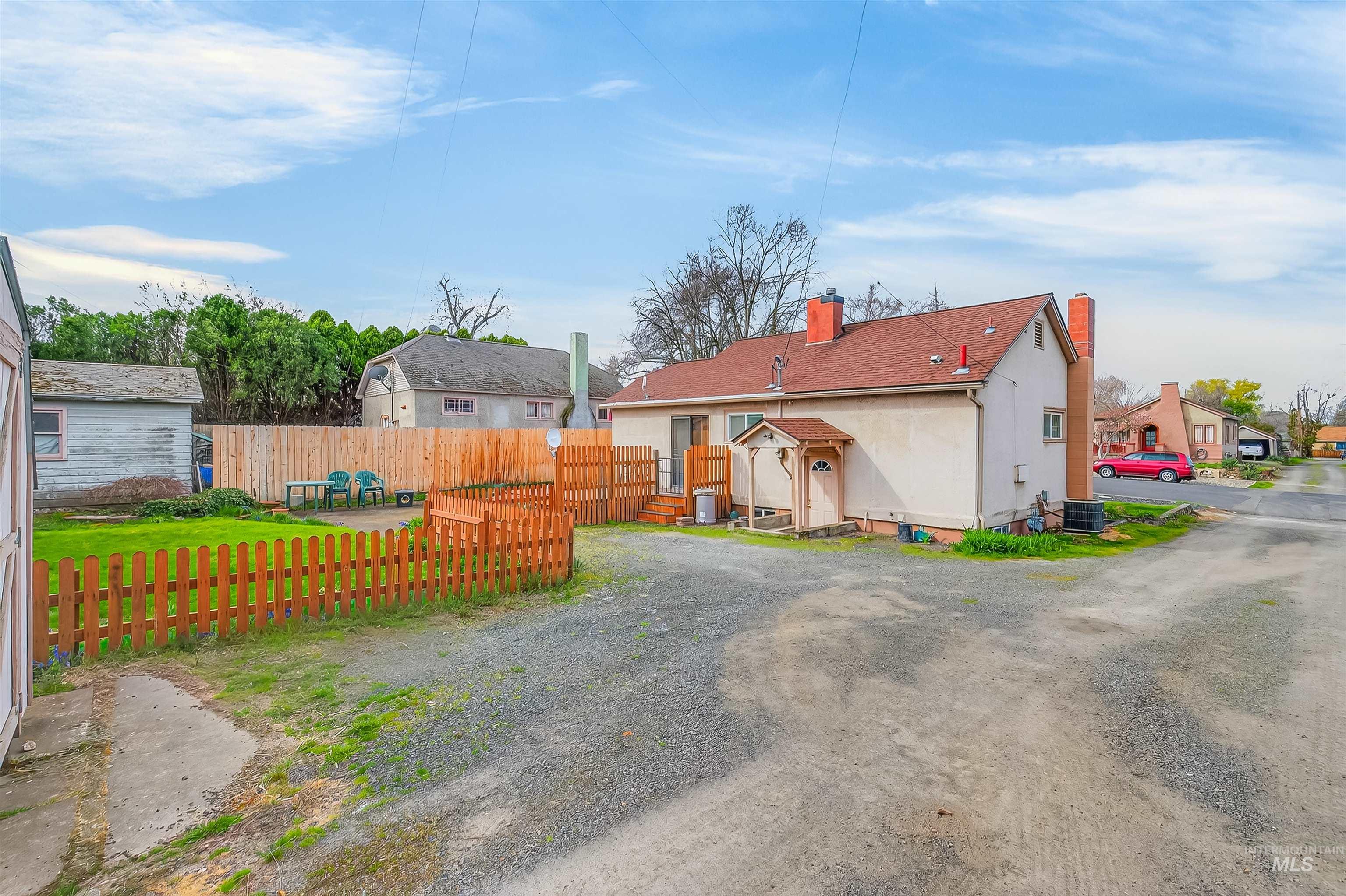 1317 15th Street Lewiston, ID 83501 - Photo 3 of 34
