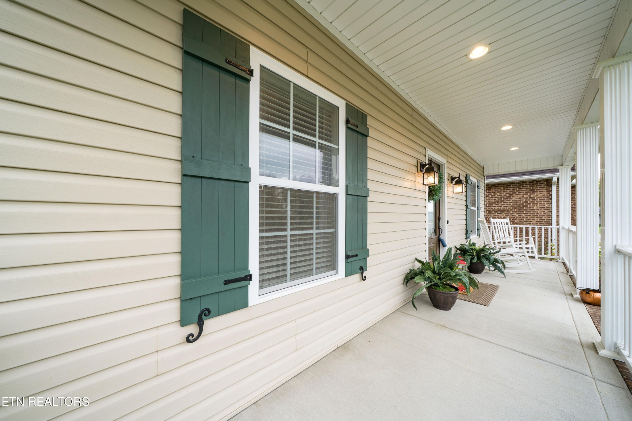 148 Hailey Ridge Lane Gainesboro, TN 38562 - Photo 2 of 46