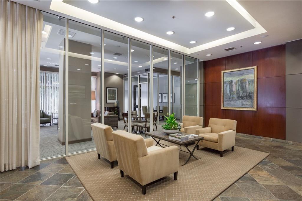 2626 Peachtree Road Northwest, Unit 1008 Atlanta, GA 30305 - Photo 4 of 29