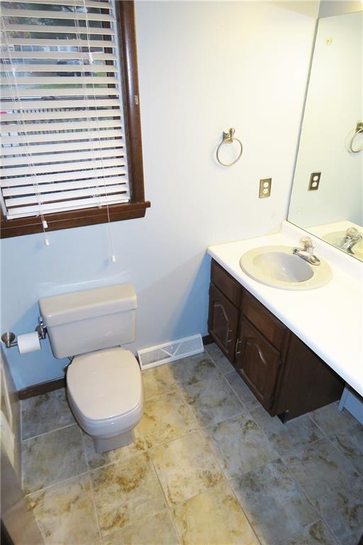 11255 McKee Road Irwin, PA 15642 - Photo 13 of 23 Gallery Image 13