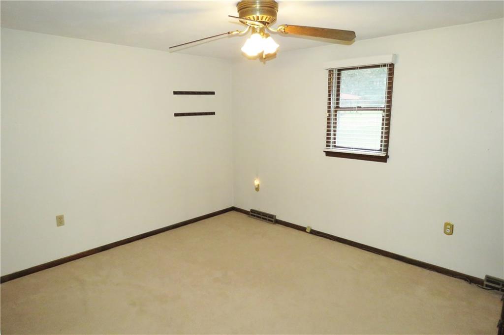 11255 McKee Road Irwin, PA 15642 - Photo 15 of 23 Gallery Image 15