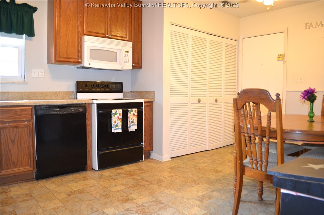 147 Viking Lane Ripley, WV 25271 - Photo 3 of 13 Gallery Image 3