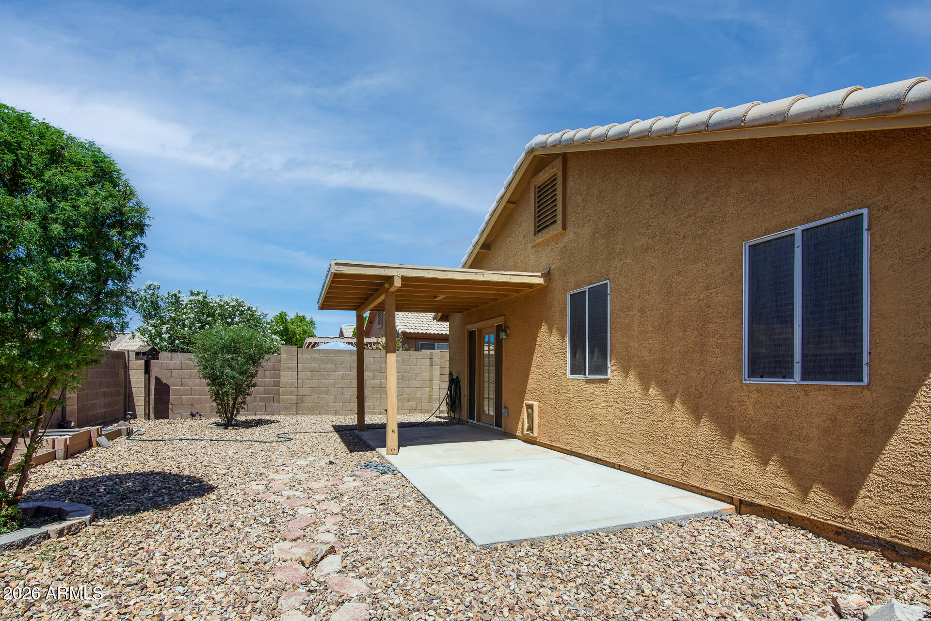 1843 West Renaissance Avenue Apache Junction, AZ 85120 - Photo 21 of 23