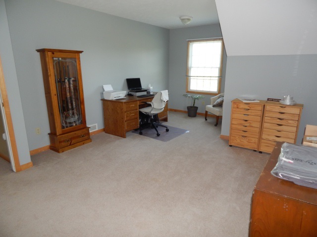 8544 South 33 Road Cadillac, MI 49601 - Photo 25 of 45 1848362-24.JPG