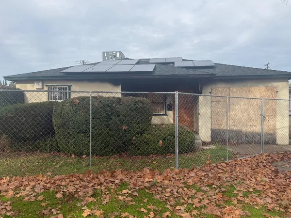 $200,000 | 23 East Strother Avenue, Fresno, CA 93706