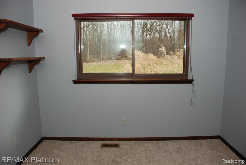 4922 Cedar Lake Road Howell, MI 48843 - Photo 52 of 95
