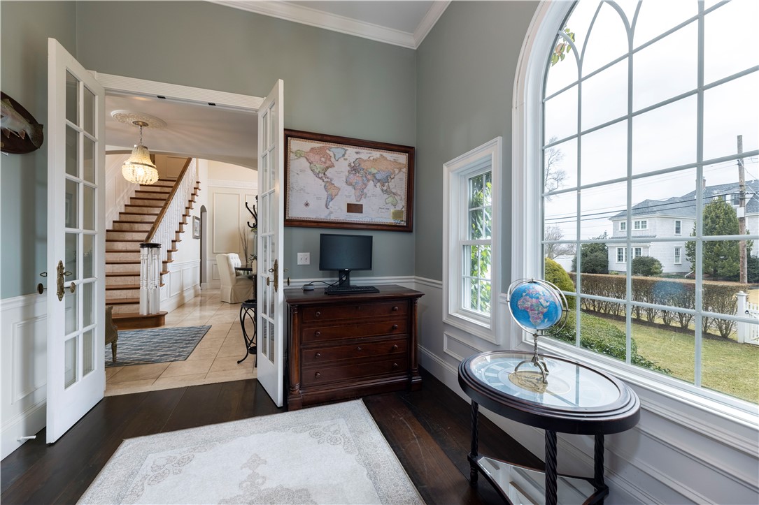 33 Whittier Road Jamestown, RI 02835 - Photo 12 of 49 Gallery Image 12