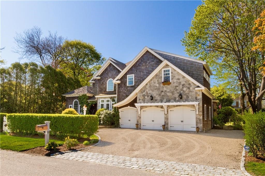 33 Whittier Road Jamestown, RI 02835 - Photo 2 of 49 Gallery Image 2