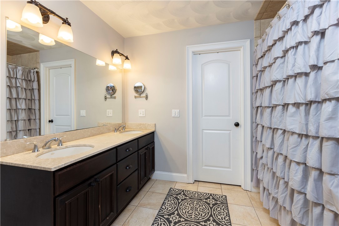 33 Whittier Road Jamestown, RI 02835 - Photo 39 of 49 Gallery Image 39