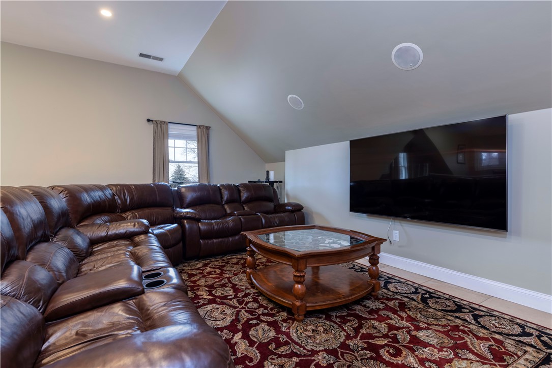 33 Whittier Road Jamestown, RI 02835 - Photo 40 of 49 Gallery Image 40
