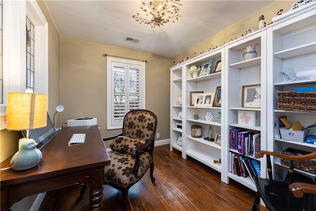 33 Whittier Road Jamestown, RI 02835 - Photo 43 of 49 Gallery Image 43