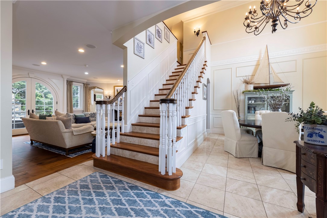 33 Whittier Road Jamestown, RI 02835 - Photo 9 of 49 Gallery Image 9
