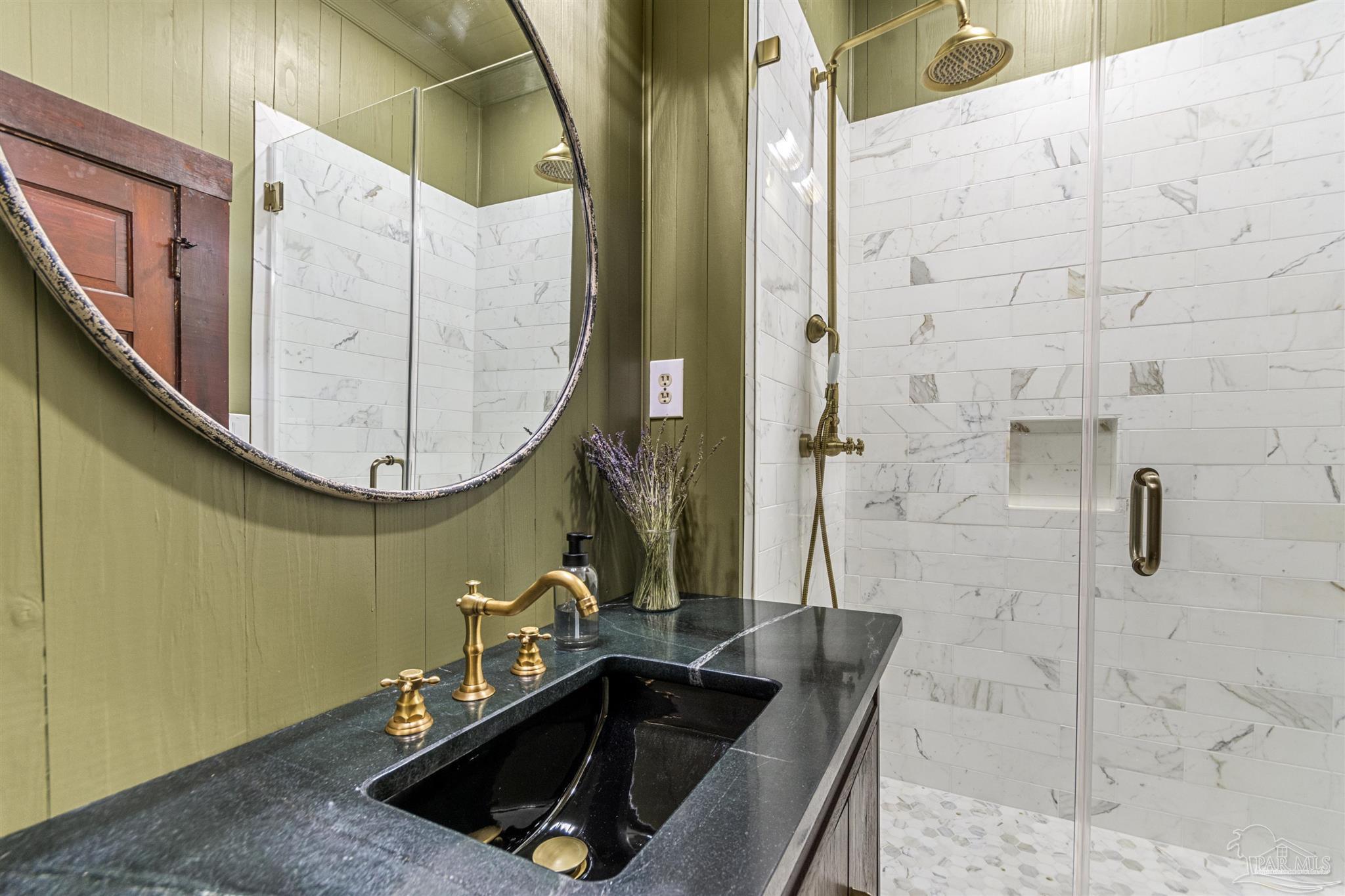 14895 Innerarity Point Road Pensacola, FL 32507 - Photo 34 of 71 Gallery Image 34