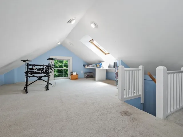 a view of livingroom with furniture and windows