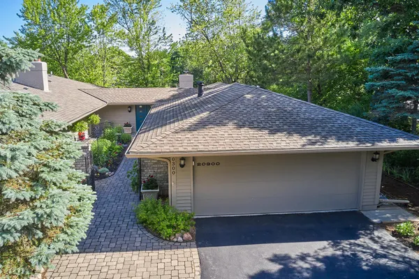 $1,100,000 | 20300 Knightsbridge Road, Excelsior, MN 55331