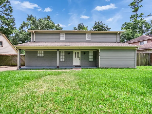 $2,000 | 612 Orangewood Drive, Conroe, TX 77302
