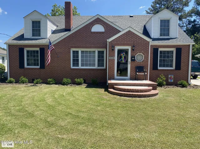 $289,000 | 612 Blaney Street, Clinton, NC 28328