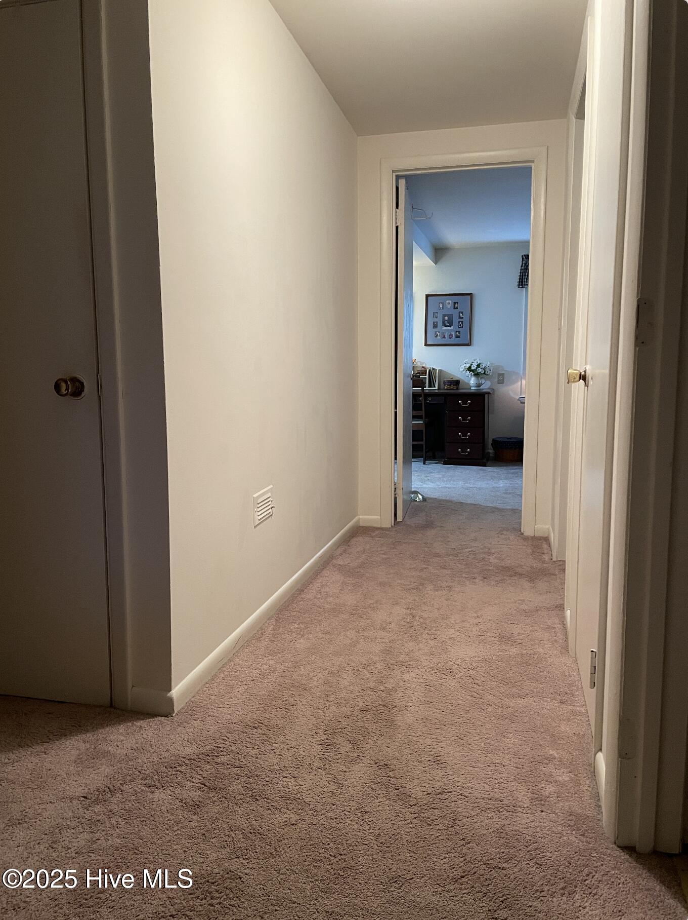 612 Blaney Street Clinton, NC 28328 - Photo 26 of 32 Screen Shot 2025-04-30 at 12.11.54 PM