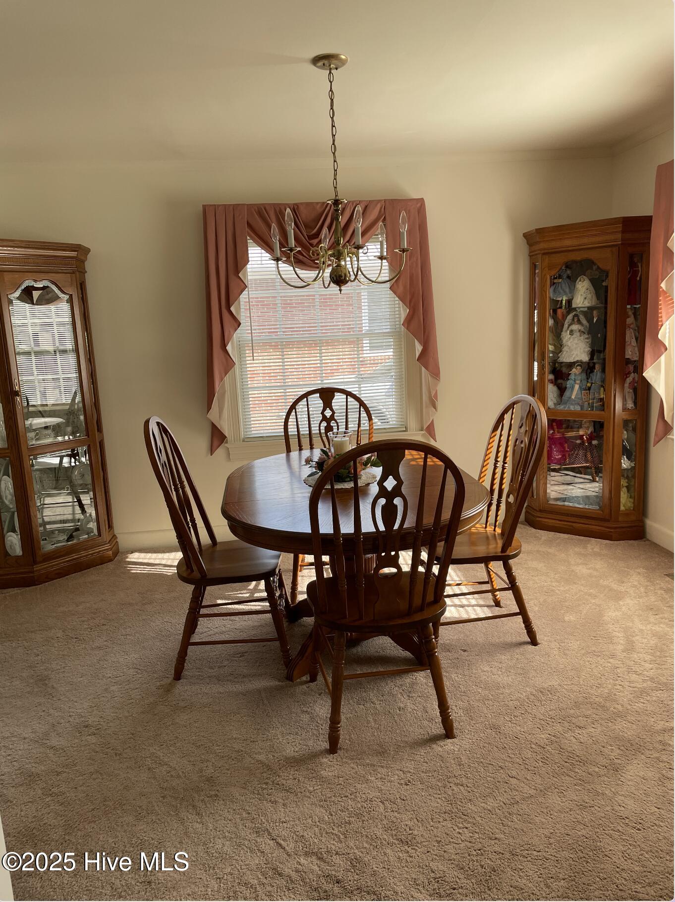 612 Blaney Street Clinton, NC 28328 - Photo 5 of 32 Screen Shot 2025-04-30 at 12.12.08 PM