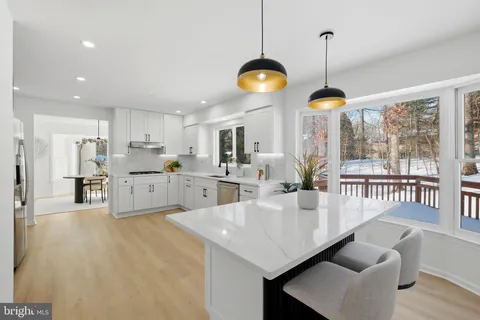 $1,125,000 | 14990 DuFief Drive, Gaithersburg, MD 20878