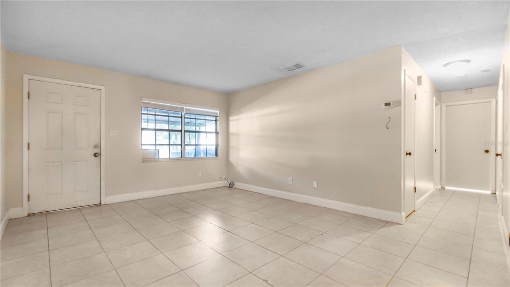 4880 Lake Ridge Road, Unit 7 Orlando, FL 32808 - Photo 4 of 23