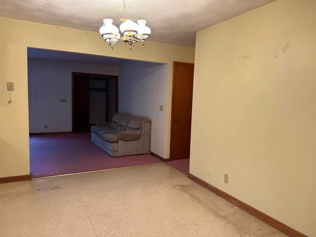 $249,900 | 2411 East West Hart Road, Beloit, WI 53511