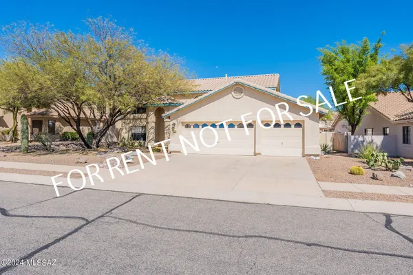 $2,650 | 12490 North Copper Queen Way, Oro Valley, AZ 85755