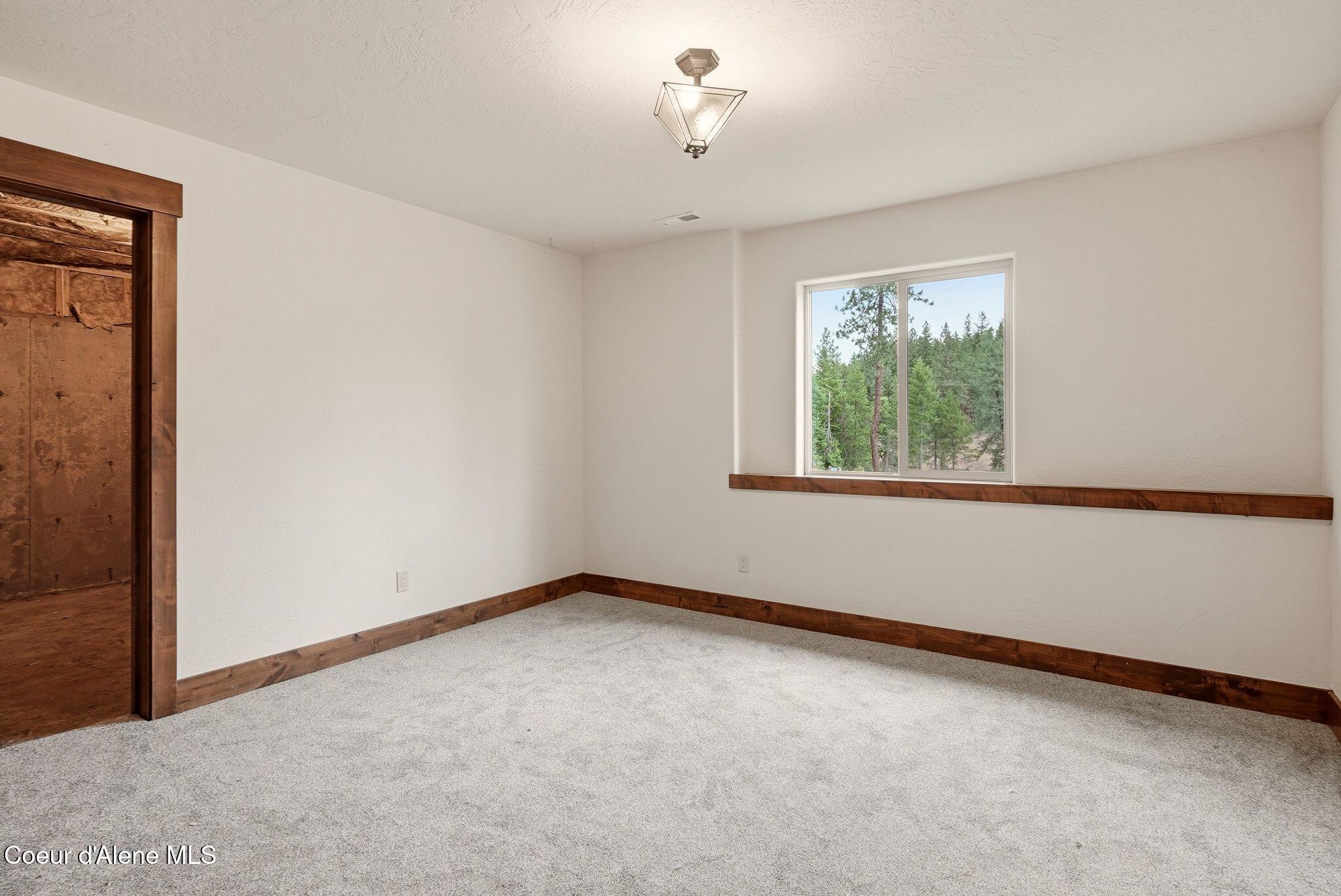 5774 West Kidd Island Road Coeur D'Alene, ID 83814 - Photo 36 of 66 Inside-Media-Kidd-34