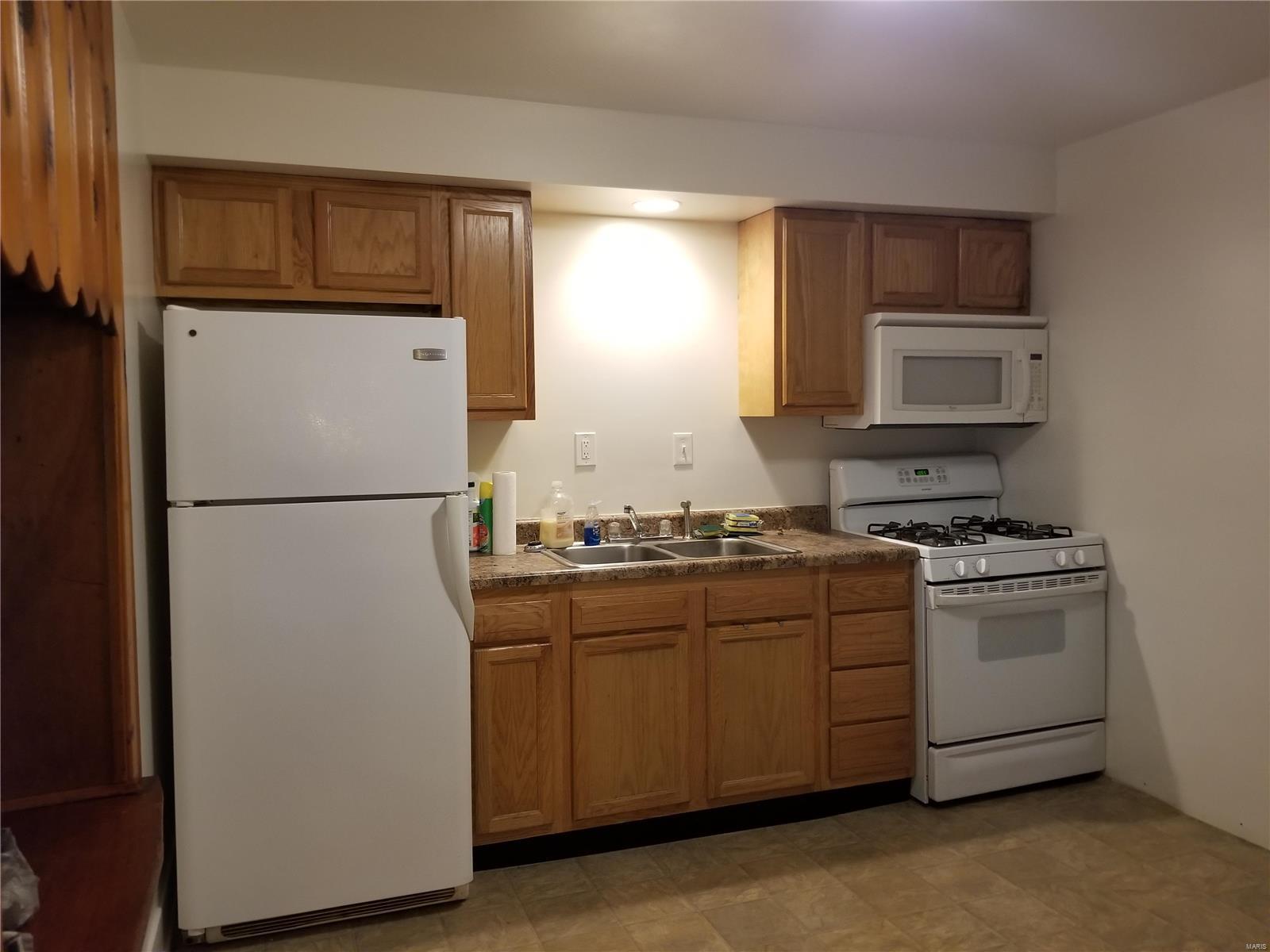 147 East 7th Street Roxana, IL 62084 - Photo 11 of 37
