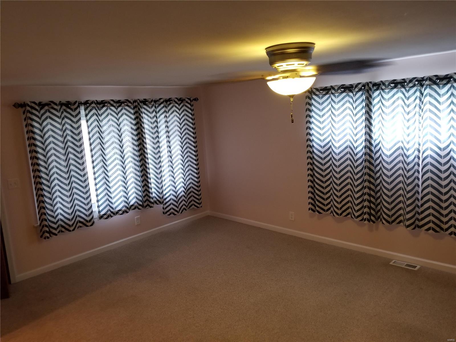 147 East 7th Street Roxana, IL 62084 - Photo 13 of 37