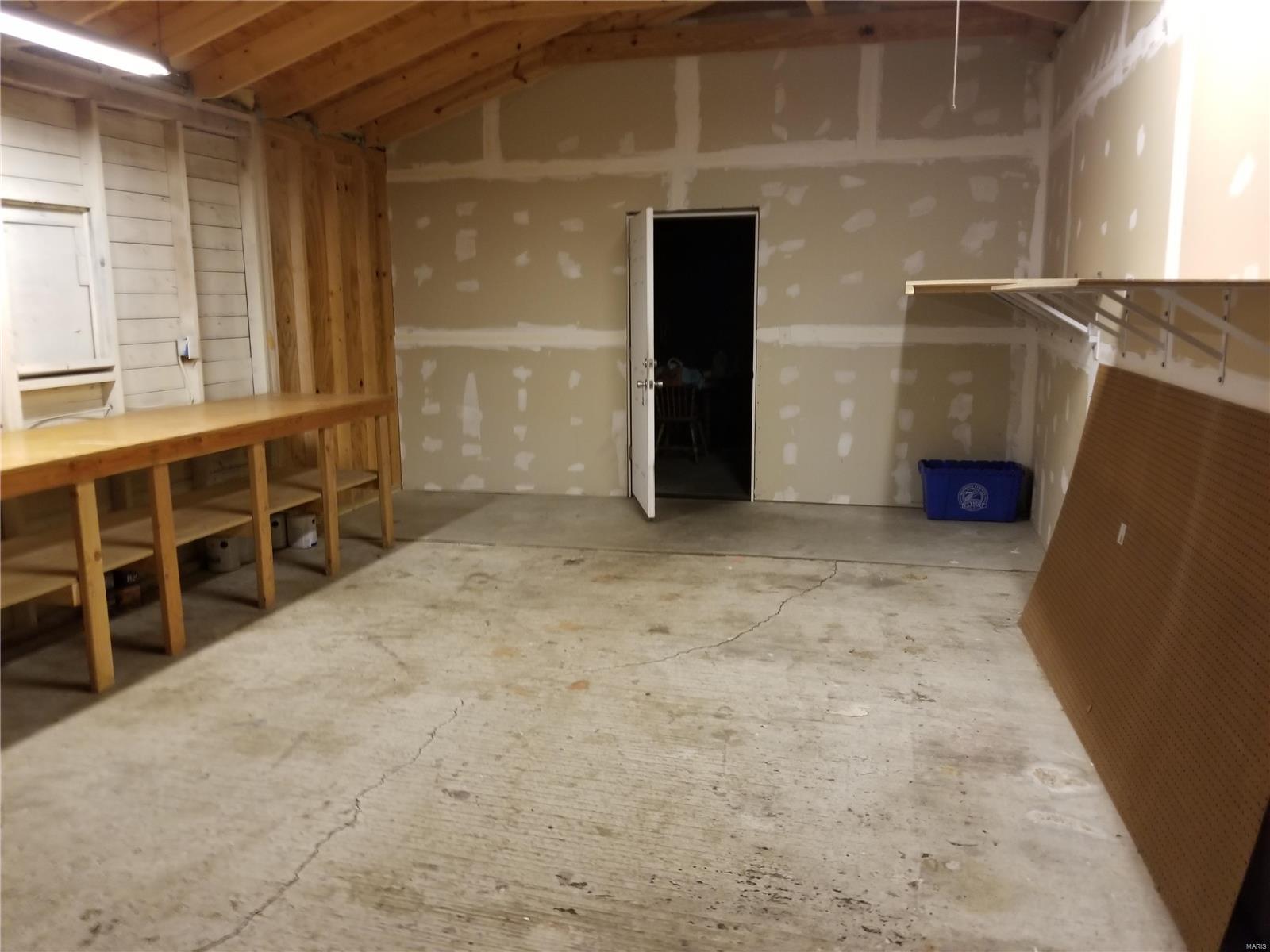 147 East 7th Street Roxana, IL 62084 - Photo 14 of 37