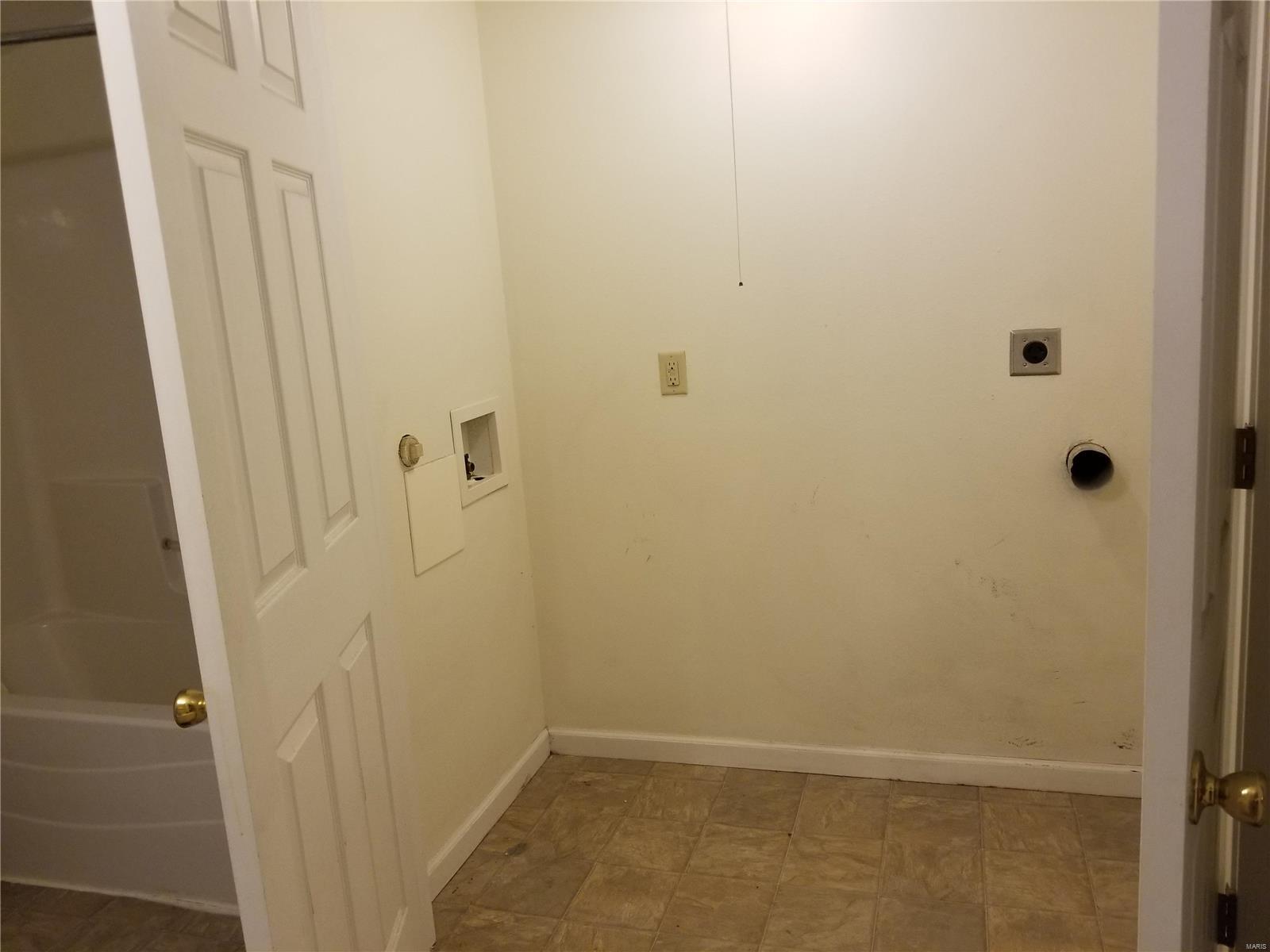 147 East 7th Street Roxana, IL 62084 - Photo 19 of 37