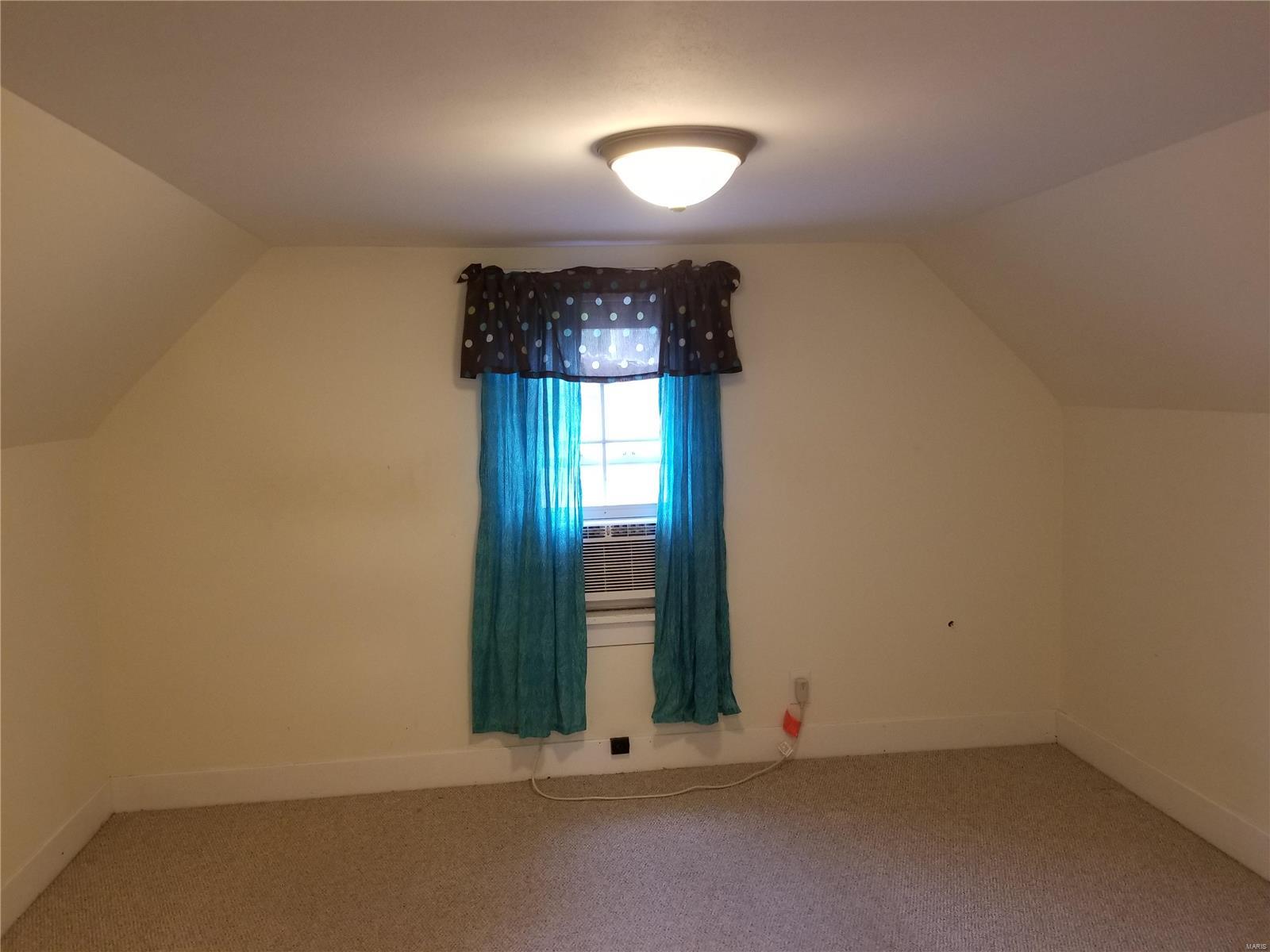 147 East 7th Street Roxana, IL 62084 - Photo 3 of 37