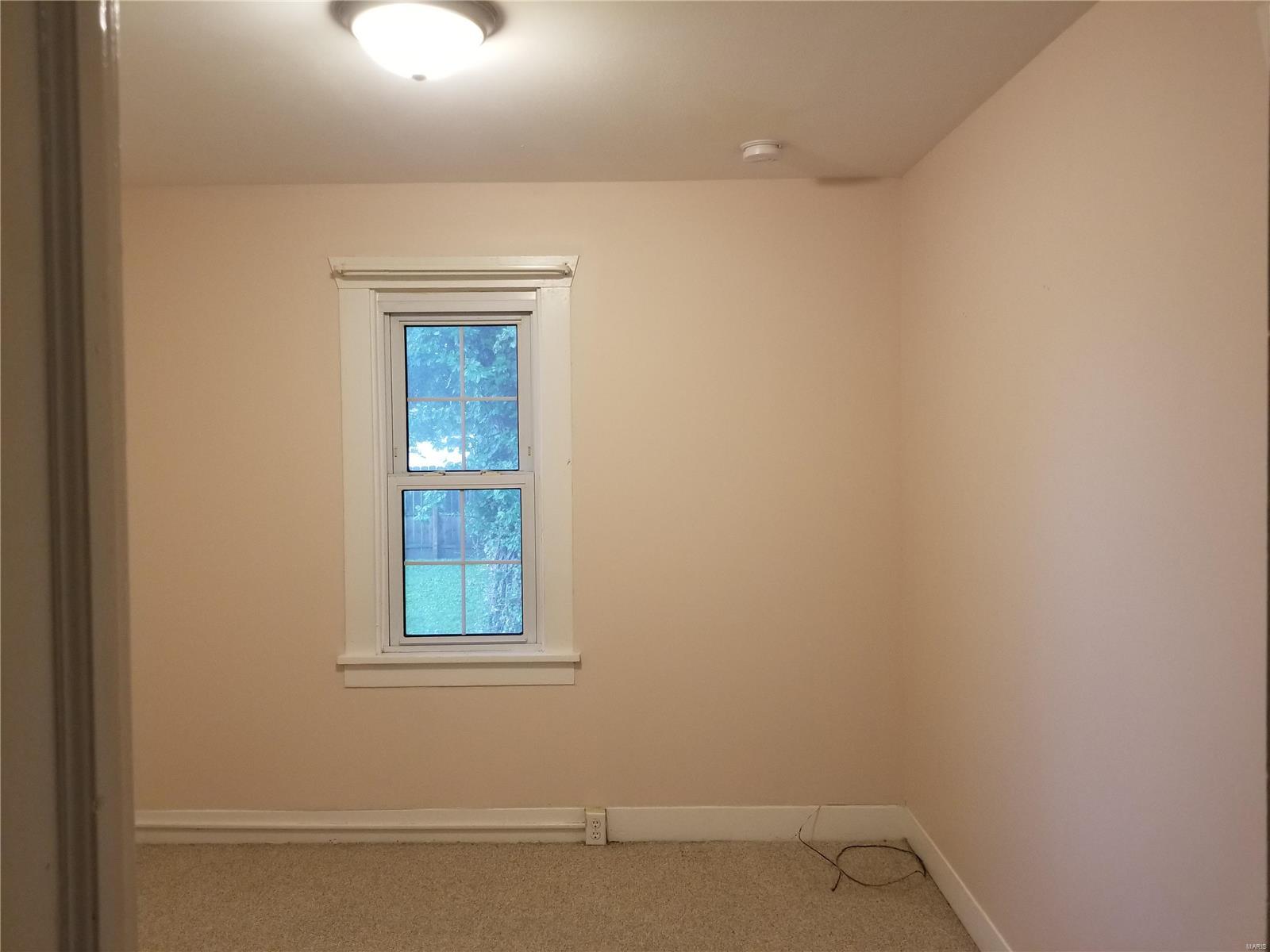 147 East 7th Street Roxana, IL 62084 - Photo 8 of 37