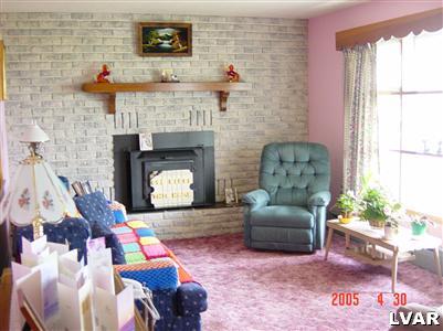128 Meyer Road Nazareth, PA 18064 - Photo 3 of 7