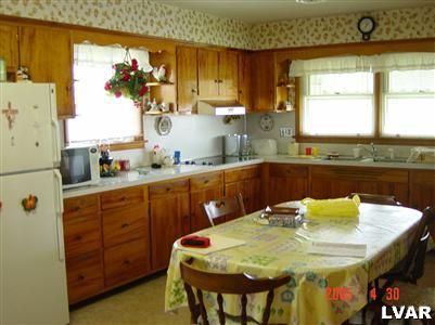 128 Meyer Road Nazareth, PA 18064 - Photo 4 of 7