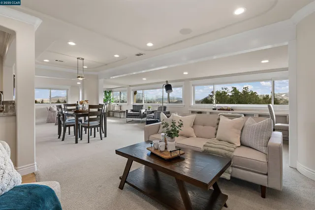 $730,000 | 2232 Golden Rain Road, Unit 1, Walnut Creek, CA 94595