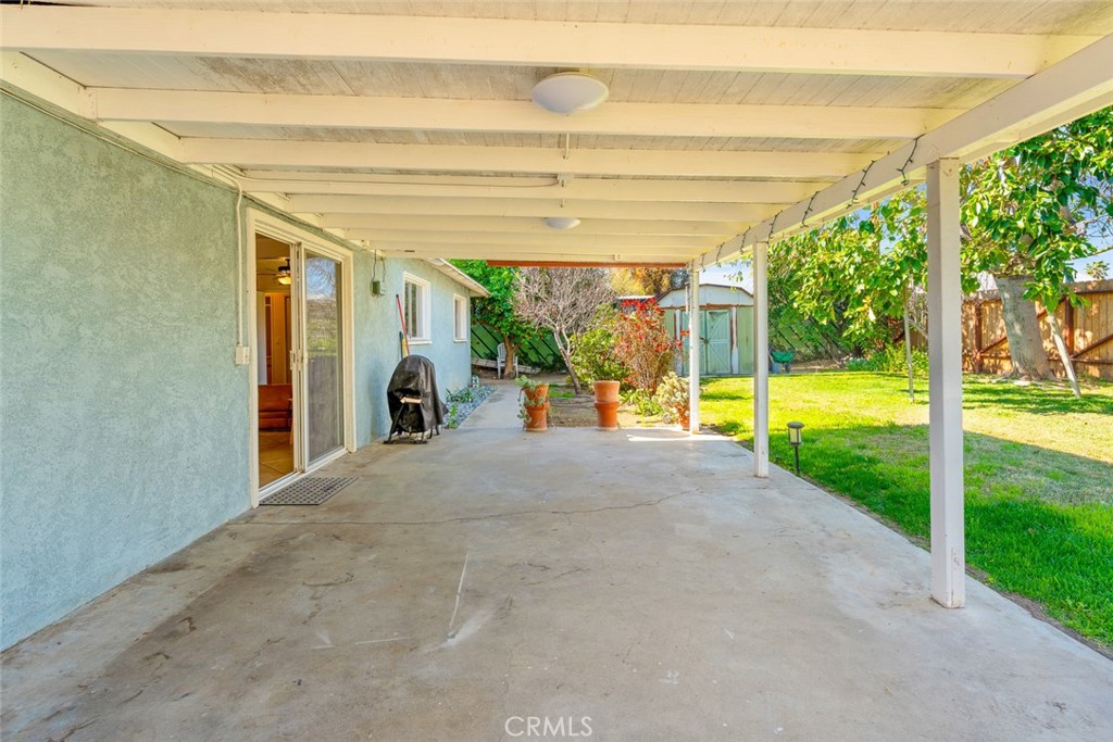 10441 Bryan Street Riverside, CA 92505 - Photo 22 of 26