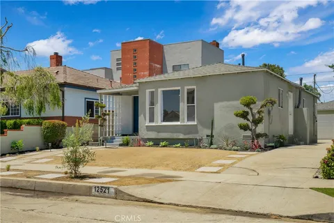 $1,399,000 | 12521 Walsh Avenue, Los Angeles, CA 90066