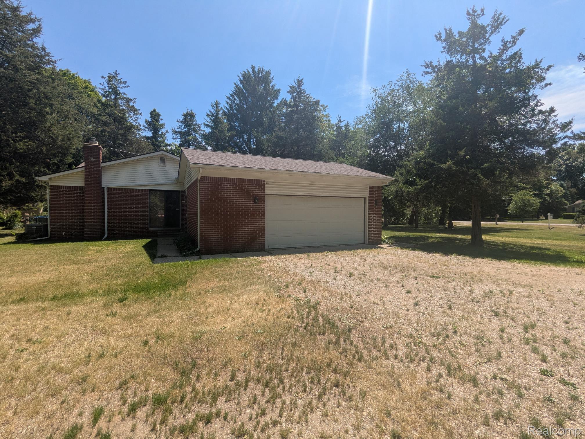 3211 Mccluskey Pinckney, MI 48169 - Photo 17 of 23