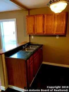 $950 | 207 Bradford Avenue, Unit 1, San Antonio, TX 78228