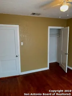 $950 | 207 Bradford Avenue, Unit 1, San Antonio, TX 78228