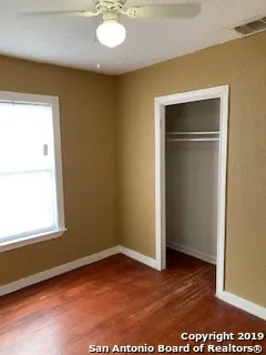 $950 | 207 Bradford Avenue, Unit 1, San Antonio, TX 78228